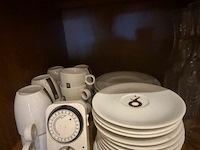 ± 120 tassen + ondertassen - afbeelding 5 van  6