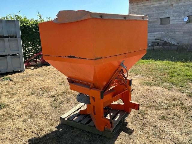1200l zoutstrooier - afbeelding 2 van  7