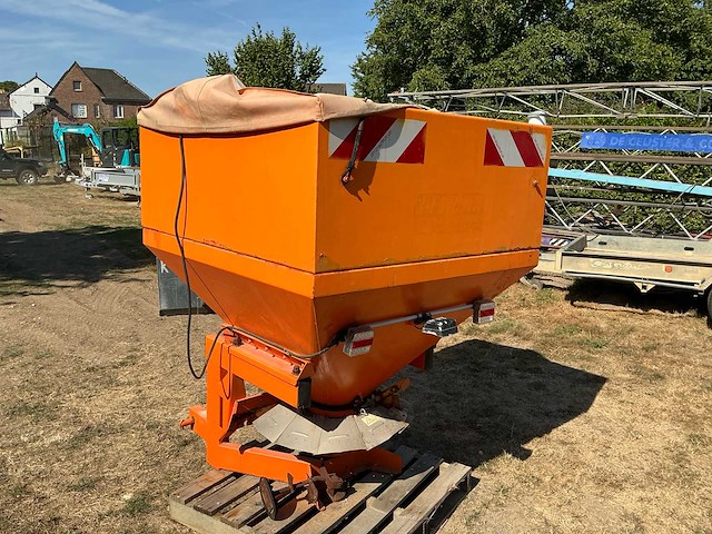 1200l zoutstrooier - afbeelding 4 van  7