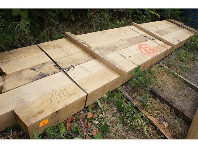 1,22 m³ eiken balken 200x200 - afbeelding 1 van  5