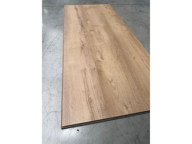 124,20 m² laminaatvloer 8mm - afbeelding 2 van  3