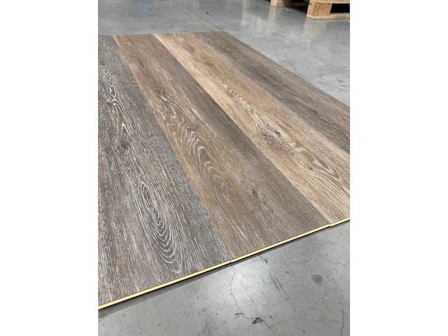 124,25 m² coretec spc-vloer - afbeelding 4 van  4