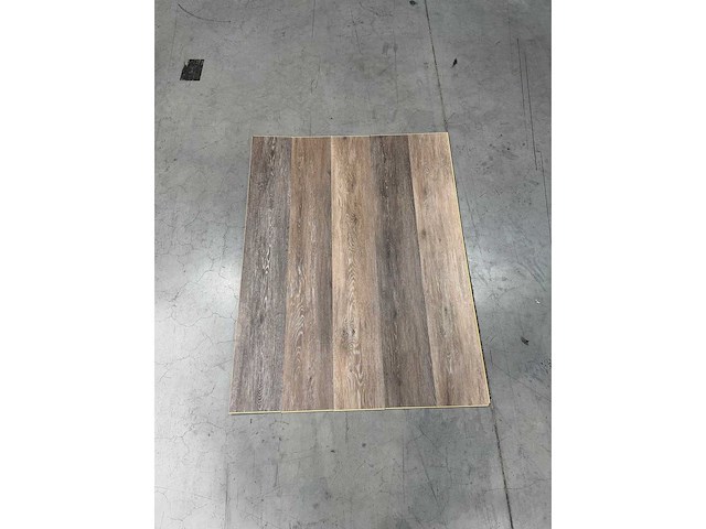 124,25 m² coretec spc-vloer - afbeelding 1 van  1