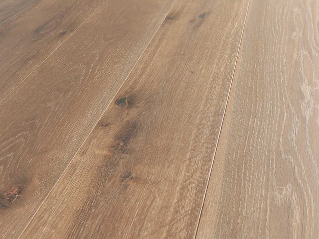 125 m2 parket eiken xl mutliplank - 2200 x 180 x 14 mm - afbeelding 1 van  4