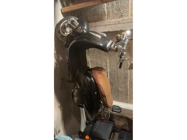 125cc motorscooter - afbeelding 1 van  14