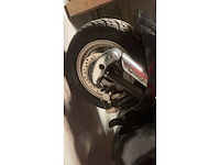 125cc motorscooter - afbeelding 8 van  14