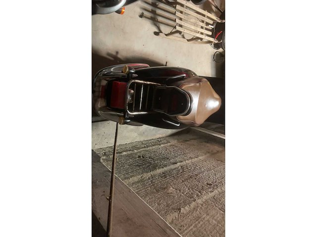 125cc motorscooter - afbeelding 14 van  14