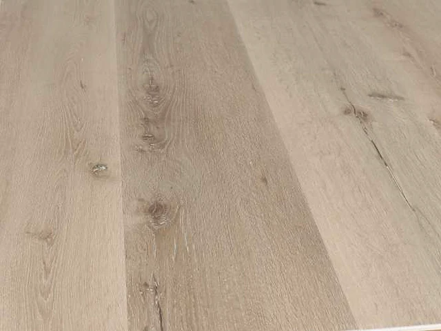 129 m2 pvc click plank - 1220 x 228 x 4 mm - afbeelding 1 van  4