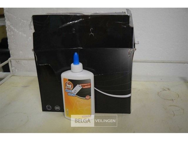 12x 250ml white glue - afbeelding 1 van  4