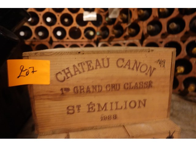 12x 75cl chateau canon 1e cru grand classe 1988 - afbeelding 1 van  1
