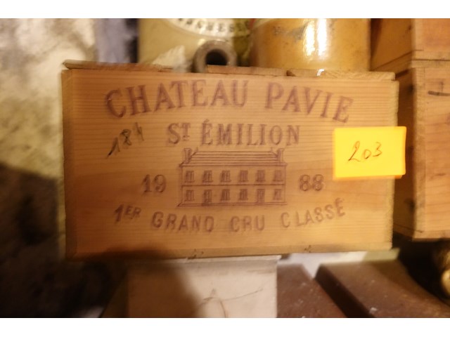 12x 75cl chateau pavie 1e cru grand classe 1988 - afbeelding 1 van  1