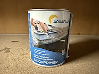 12x aquaplan roofprimer 1l - afbeelding 1 van  4