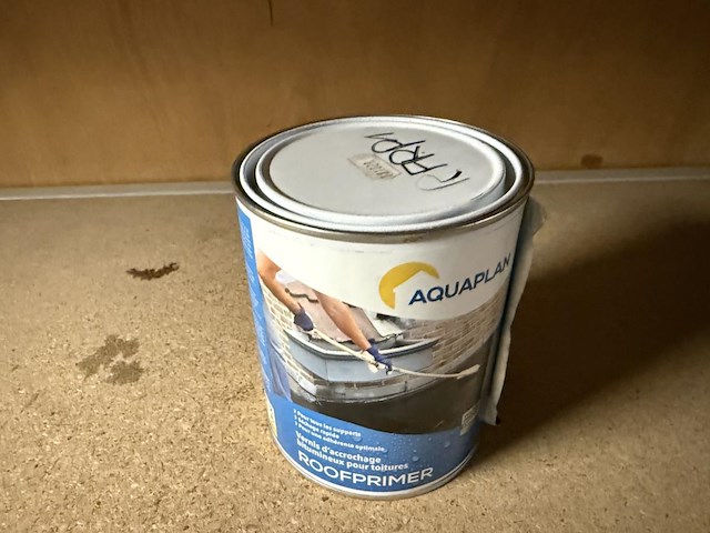 12x aquaplan roofprimer 1l - afbeelding 2 van  4