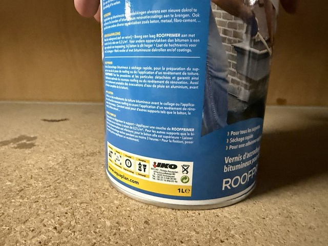 12x aquaplan roofprimer 1l - afbeelding 3 van  4