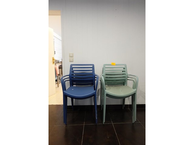 12x div kunststof stoel - afbeelding 1 van  4