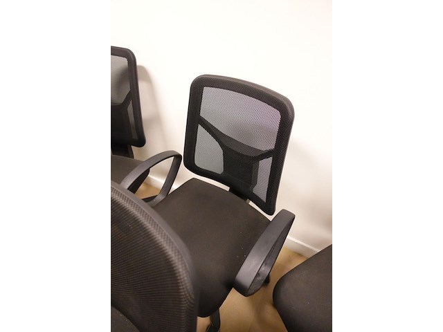 12x diverse bureaustoelen - afbeelding 2 van  12