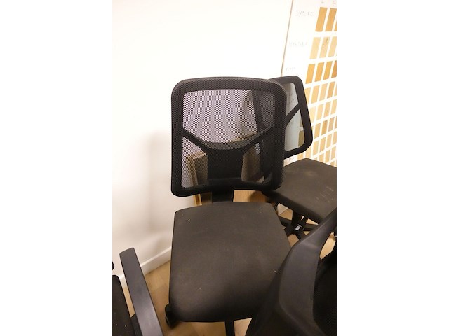 12x diverse bureaustoelen - afbeelding 3 van  12
