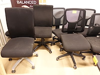 12x diverse bureaustoelen - afbeelding 1 van  12