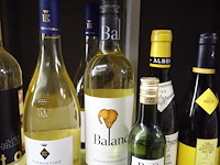 12x diverse witte wijnen - afbeelding 3 van  4