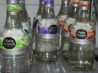 12x fles likeur, marie brizard, diverse smaken - afbeelding 2 van  3