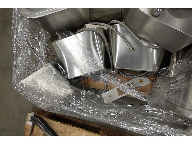 12x inox drinkfontein - afbeelding 7 van  7