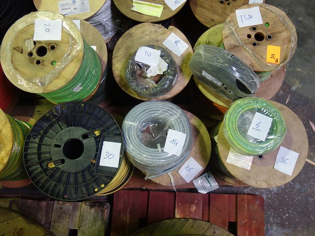 12x kabel op rol - afbeelding 1 van  16