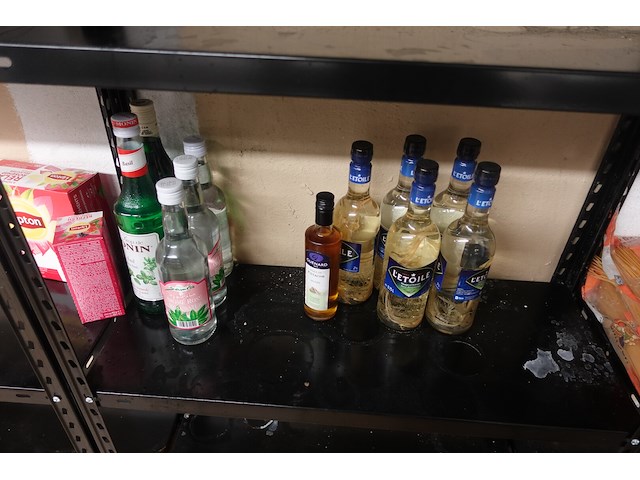 12x metalen rek + inhoud - afbeelding 3 van  18