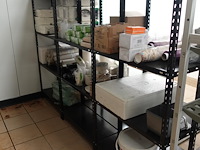 12x metalen rek + inhoud - afbeelding 4 van  18