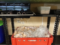 12x metalen rek + inhoud - afbeelding 14 van  18