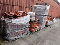 12x pallet diverse dakpannen - afbeelding 1 van  9