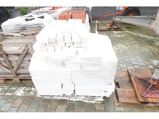 12x pallet diverse stenen & klinkers - afbeelding 4 van  15
