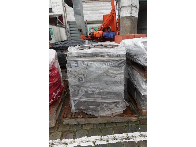 12x pallet diverse stenen & klinkers - afbeelding 12 van  15