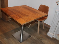12x restaurant-tafel 80x80cm notelaar