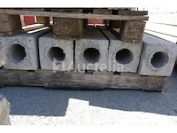 13 diverse betonnen latei - afbeelding 1 van  5