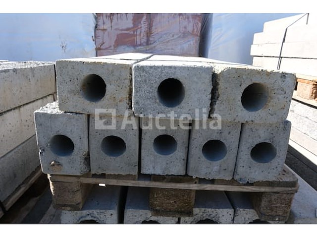 13 diverse betonnen latei - afbeelding 2 van  5