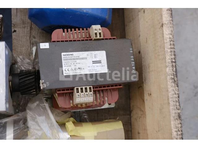 13 diverse elektromotoren - afbeelding 5 van  11