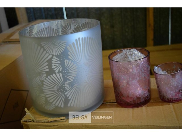 ±13 dozen div maten deco vaasjes - afbeelding 3 van  4