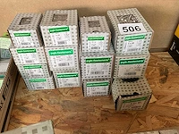 13 dozen inox houtschroeven