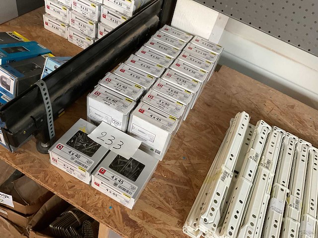 13 dozen inox houtschroeven - afbeelding 1 van  5