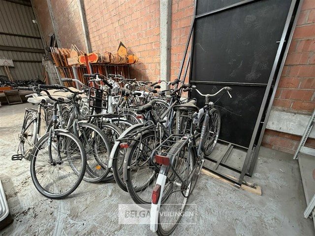 13 fietsen - afbeelding 3 van  8