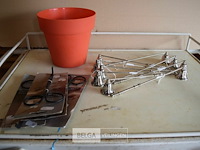 ±13 kaarsendovers in plastieken bloempot - afbeelding 1 van  3