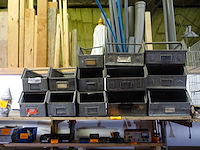 13 metalen bakken - afbeelding 1 van  6