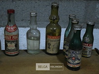 ±13 mini drankflesjes (verzamelobject) - afbeelding 2 van  4