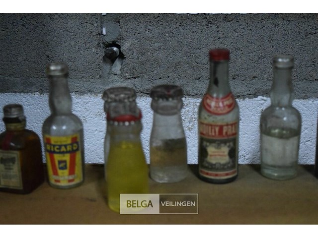 ±13 mini drankflesjes (verzamelobject) - afbeelding 3 van  4