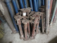 13 rekwisieten - afbeelding 2 van  2