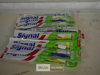 ±13 signal tandenborstels - afbeelding 1 van  3