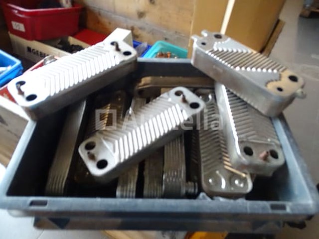 13 vaillant ecotec plaatwarmtewisselaars - afbeelding 1 van  6