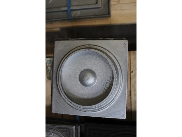 13 x alu deksel toezichtput ø160mm km=200x200mm - afbeelding 2 van  2