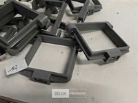 13 x buisbeugel 80x80mm grijs pvc regenafvoer - afbeelding 3 van  3