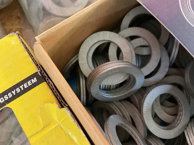 13 x dozen bevestigingen - afbeelding 7 van  8